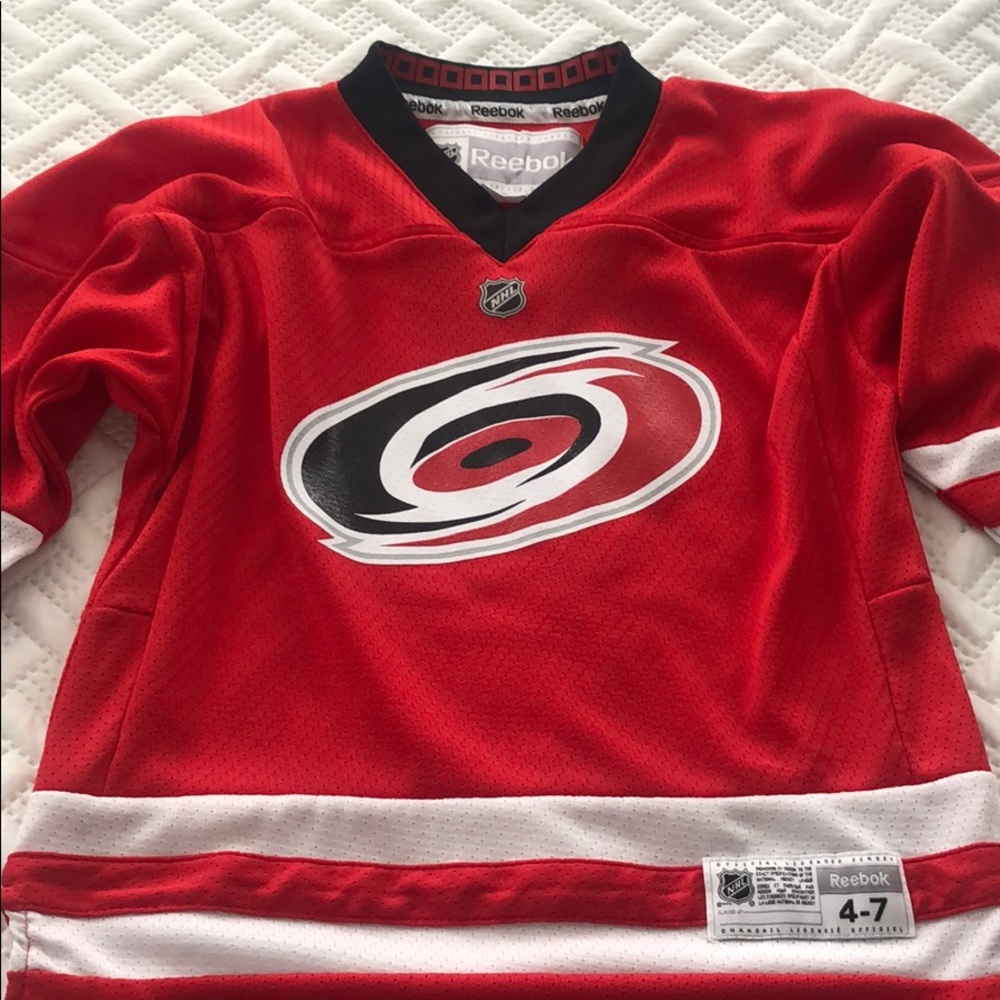 Boys Hurricane jersey, size 4-7